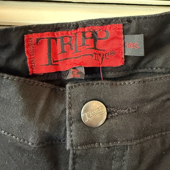NWT Tripp NYC Black Twill Skinny Pants in Size 14S From Torrid - Picture 2 of 7